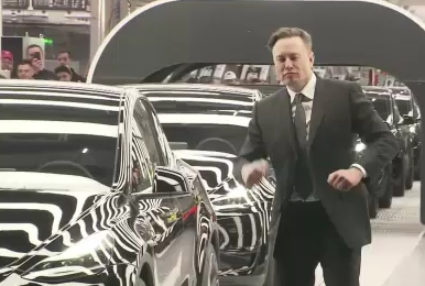 特斯拉淨利較去年同期大減七成　將減碼今年資本支出約10億美元