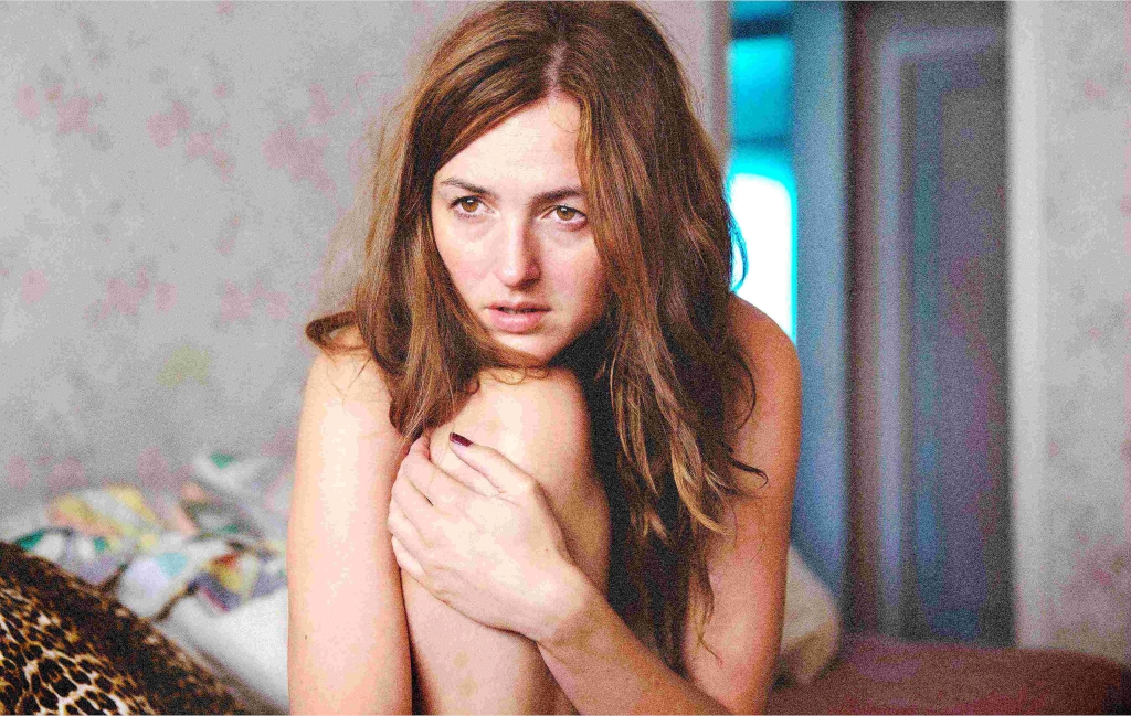 坎城影后伴「兒屍」演《復活劫》!情緒潰堤哭到不能自己