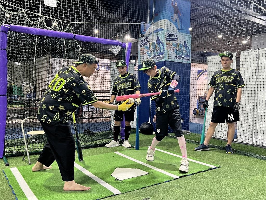 阿翔熱血報世壯運啦啦隊女神名變隊名!短今許諾冠軍賽加油「1關鍵」