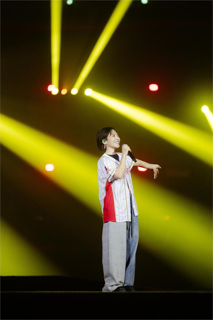 快新聞／味全龍邀請獻唱！梁文音首度登大巨蛋開唱　緊張賽事狂尖叫