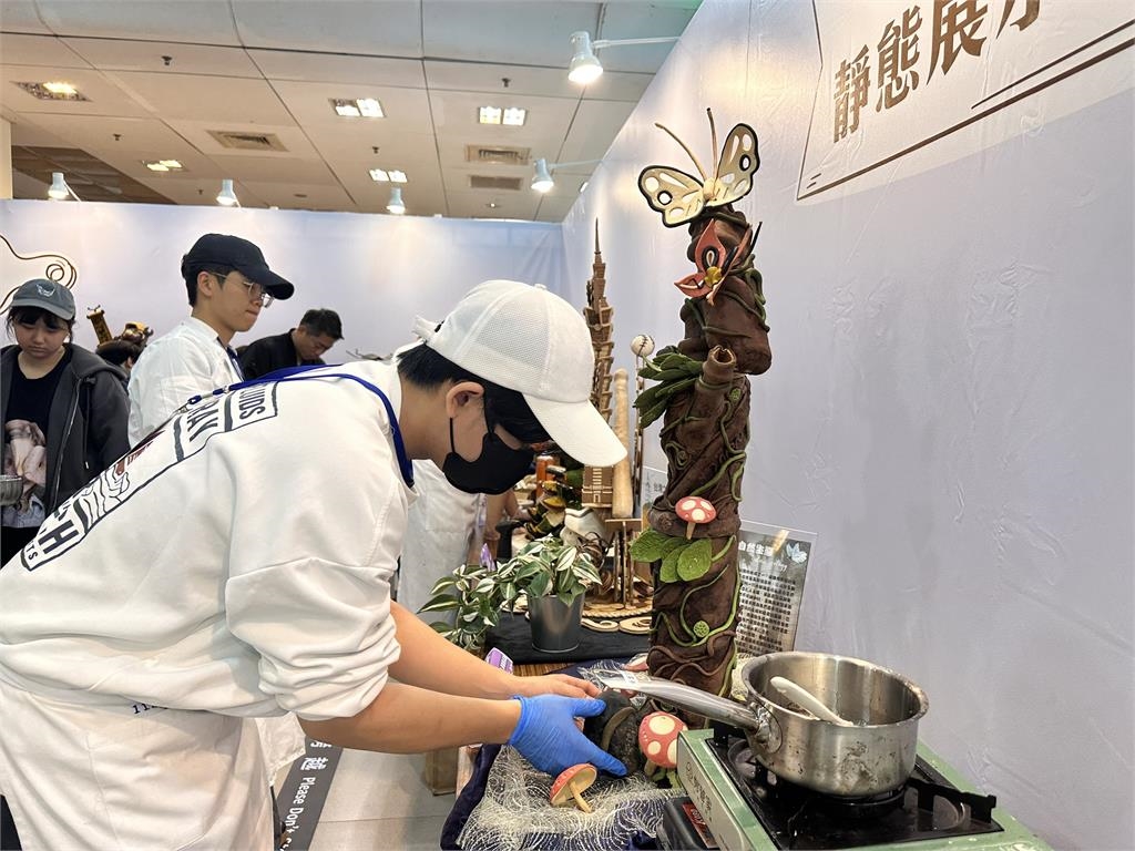 超強！烘焙師用麵包做出