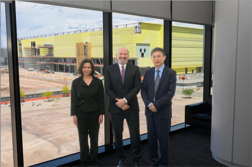 美商務部長訪台積電爭取客戶信任　英特爾新CEO推14A製程