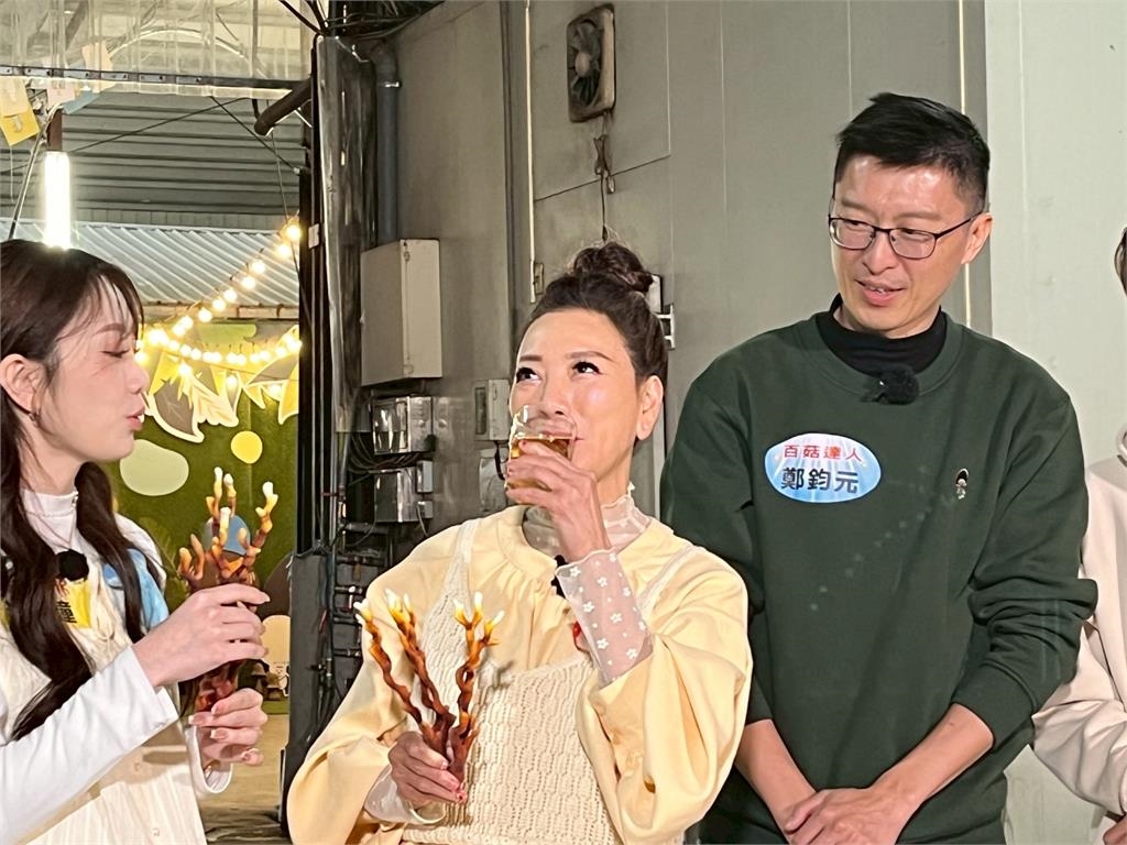 《綜藝新時代》體驗百菇職人要去「逛包」楊繡惠超興奮！到現場怒喊「想被打得滿頭」