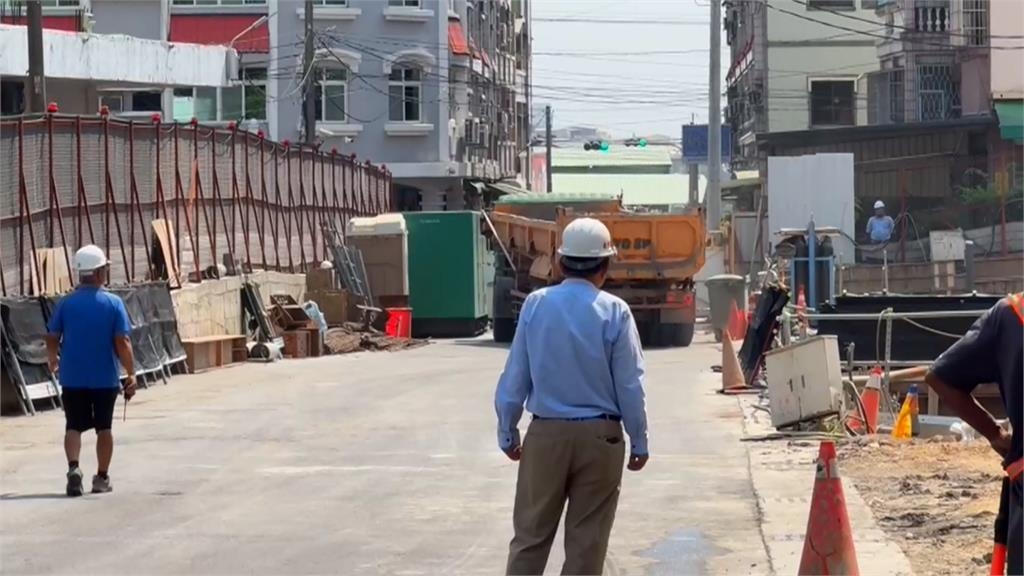 高雄建商開挖地下室釀地下水湧向工地　附近住戶被迫停水