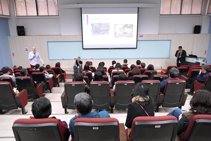 發展EMI雙語教學　中華大學邀8院校激盪新教學模式