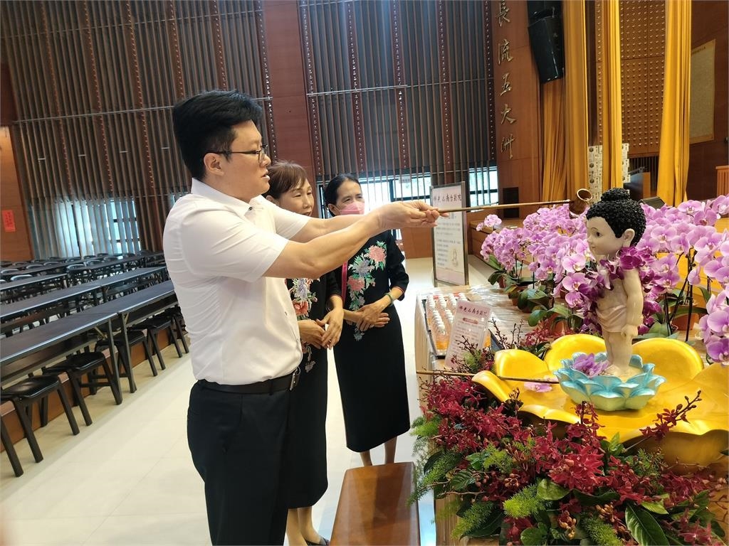 浴佛不只是「灌沐佛像」！專家：是灌溉我們心中那顆「清淨的種子」