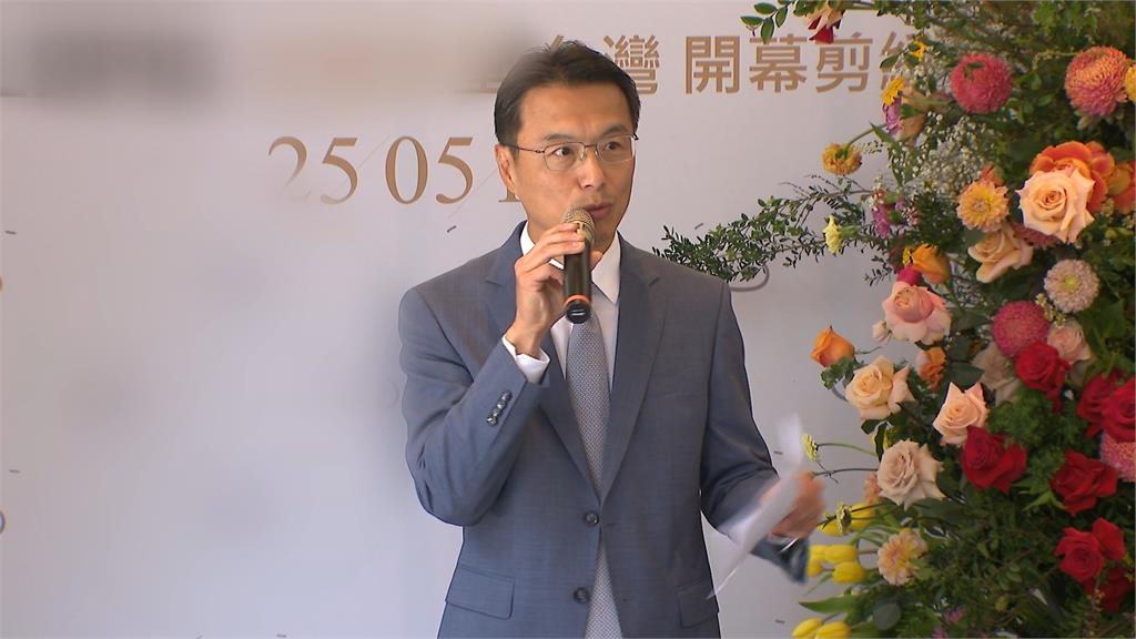 GD、IU最愛韓國燒肉插旗台北! 正式開幕民眾漏夜排隊搶頭香