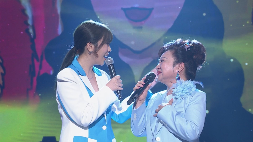 百萬人在看！白冰冰唱〈燕兒慢飛〉哭了 她認最怕過母親節