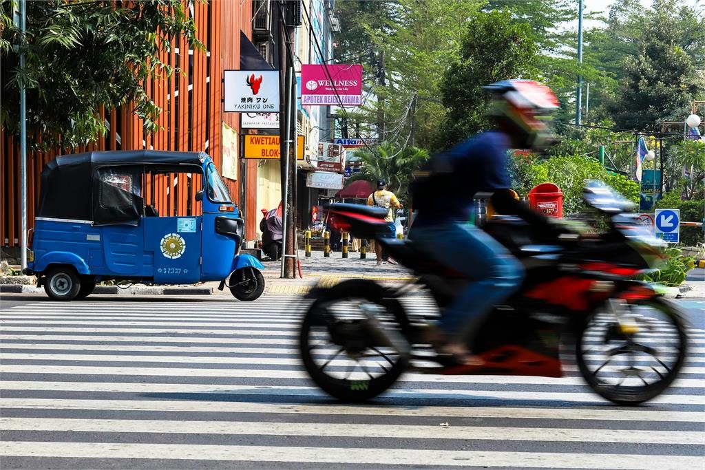 以為能防刮結果被罰錢？機車上多1物「秒被檢舉」一票車主全傻眼