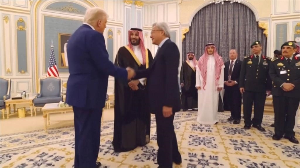 黃仁勳在這！同框川普與沙國王儲　外界估「最快週三」來台