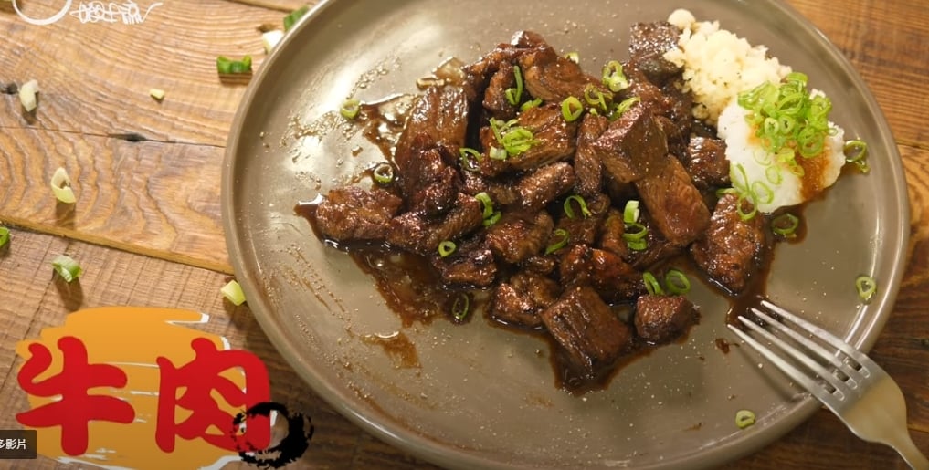 「夜市最不必要食物」骰子牛出局!「1中國小吃」斷崖奪冠…網怒:滾出地球