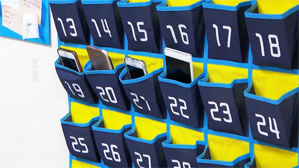 高中以下「集中管理手機」9月實施!老師吐槽「這盲點」網提1辦法:更有效