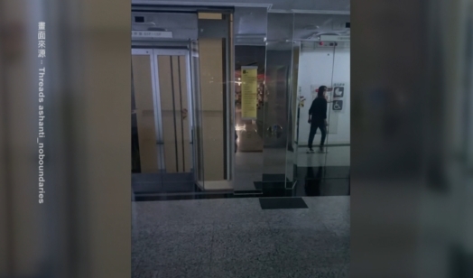 台中中友百貨突然三棟全黑 跳電約30秒民眾心驚驚