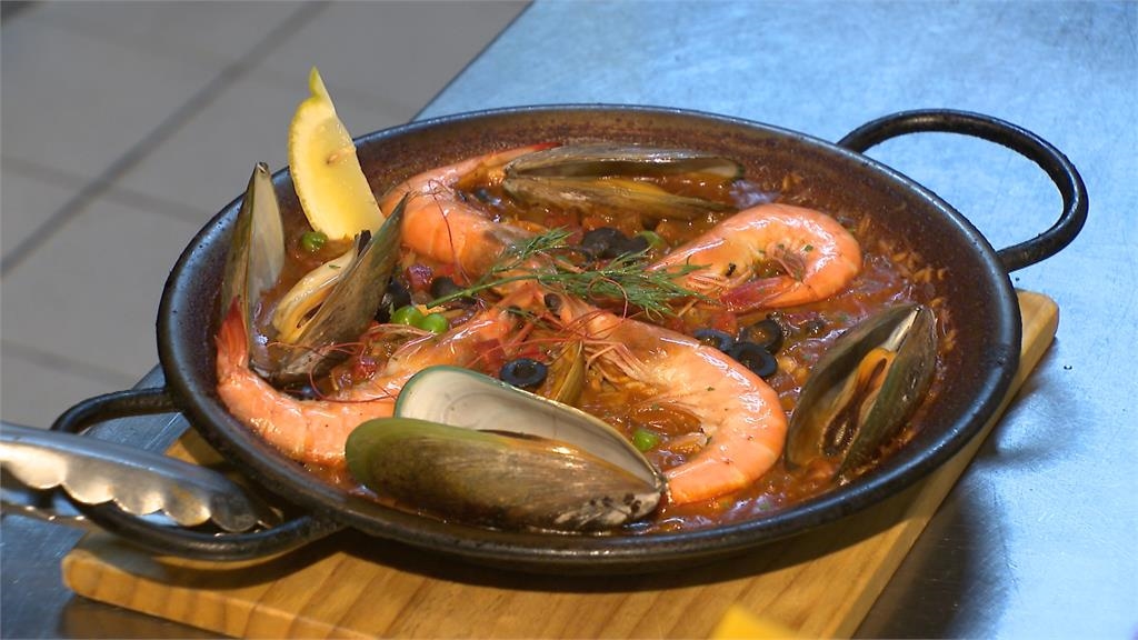 搶世壯運商機!飯店一房難求 餐飲推買一送一優惠