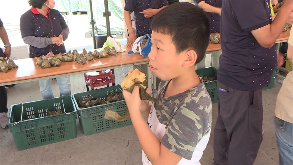 台中大里解粽活動熱鬧登場　象徵解結頭去除厄運迎好運