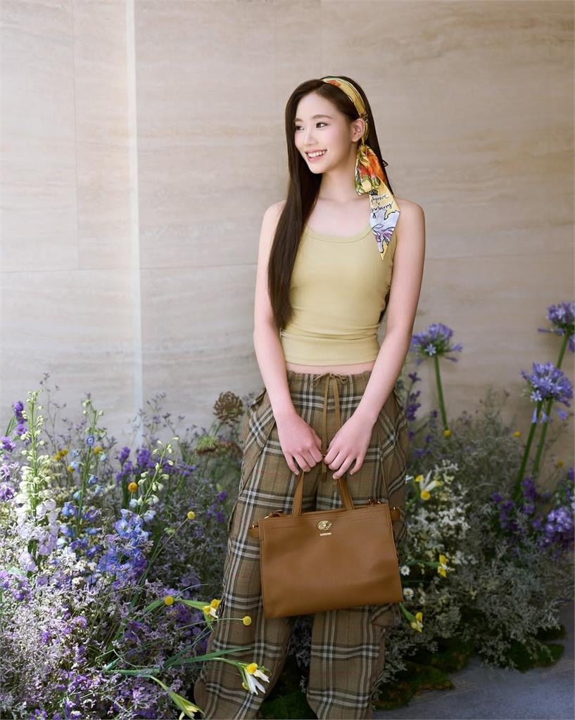 小S女兒Lily曬「名模美照」!梧桐妹一轉發釣出賈靜雯「吃醋6字回應」