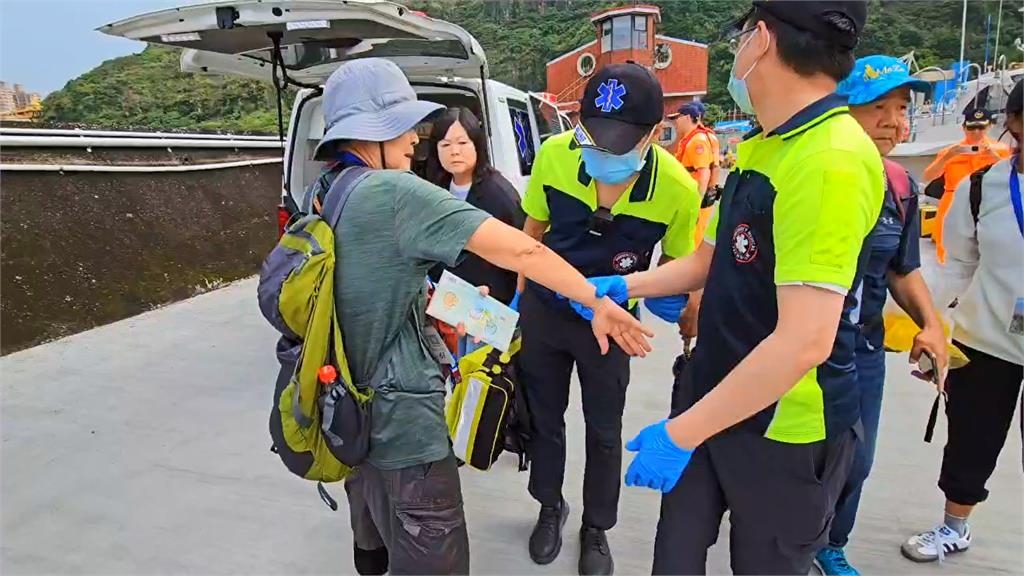 快新聞／對流旺盛注意落雷！遊基隆嶼燈塔遭雷擊　2遊客灼傷、發麻幸無大礙