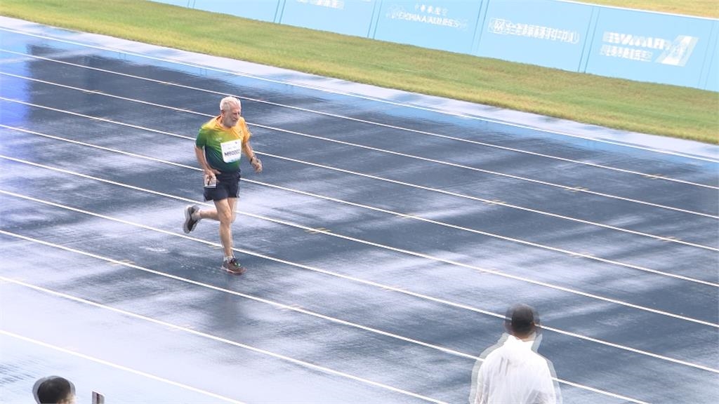 昆凌都有在看/爺爺一天雙牌入袋!標槍奪金短跑銀恨 "孫女都有在看比賽"