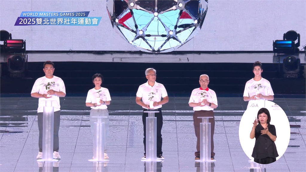 世壯運／棒壇、科技業2大神獸跨界同框！彭政閔、黃仁勳「史詩級合照」曝