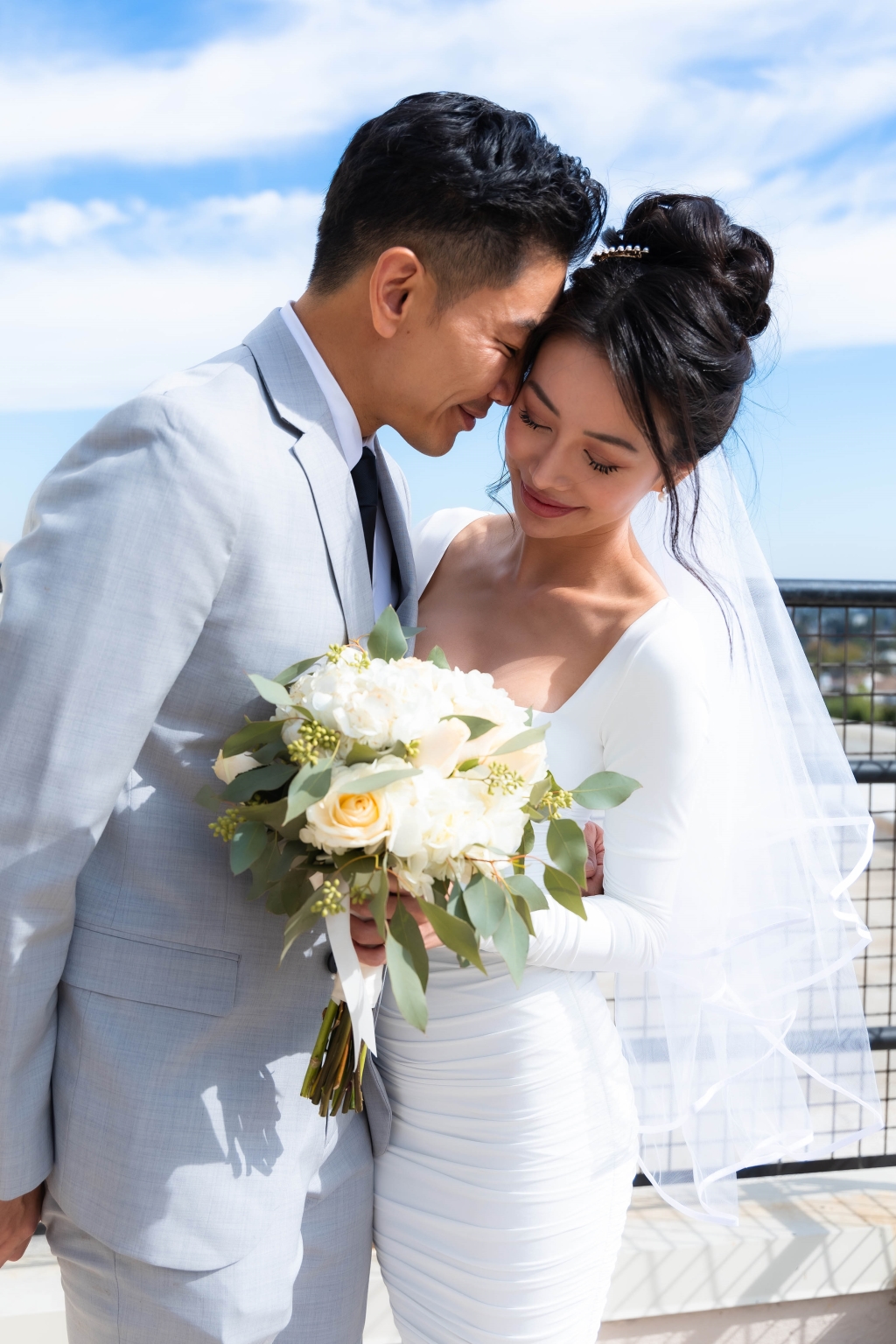 孔子第76代孫宣布結婚!孔令奇娶名媛妻「甜曬婚紗照」再曝重大喜訊