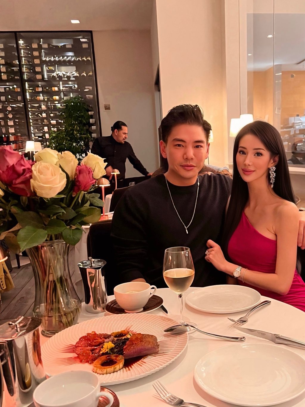 孔子第76代孫宣布結婚!孔令奇娶名媛妻「甜曬婚紗照」再曝重大喜訊