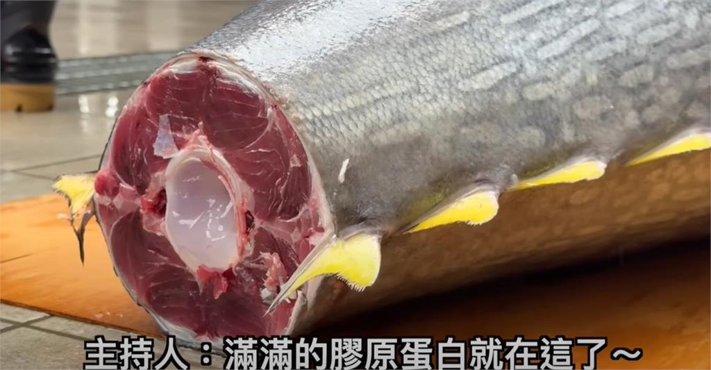 YTR拿湯匙開挖現吃「220公斤」要價30萬黑鮪魚！壯觀畫面曝掀百萬網朝聖