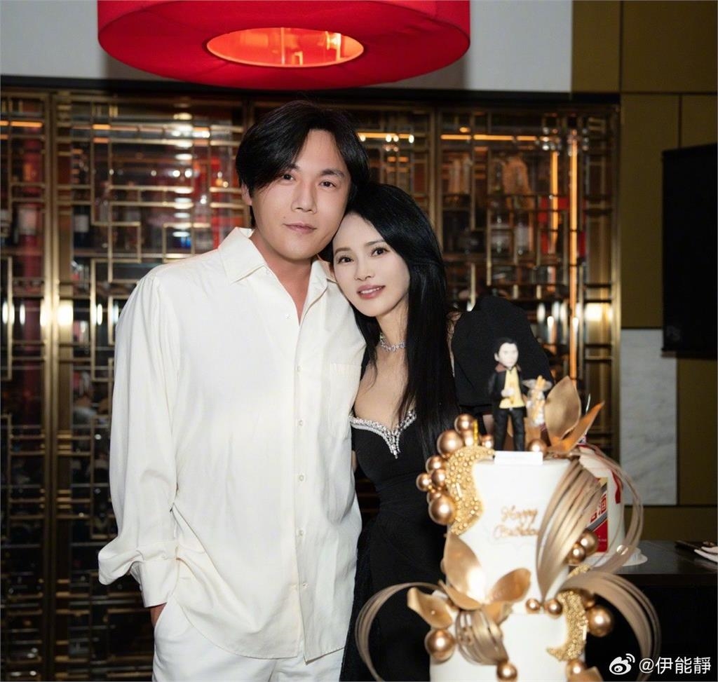 才喊「獨一無二」破婚變！伊能靜拍廣告近照流出「真實狀態」曝光