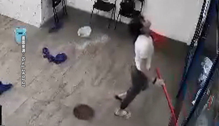 豐原暴雨淹店家! 水如海波浪灌入理髮店