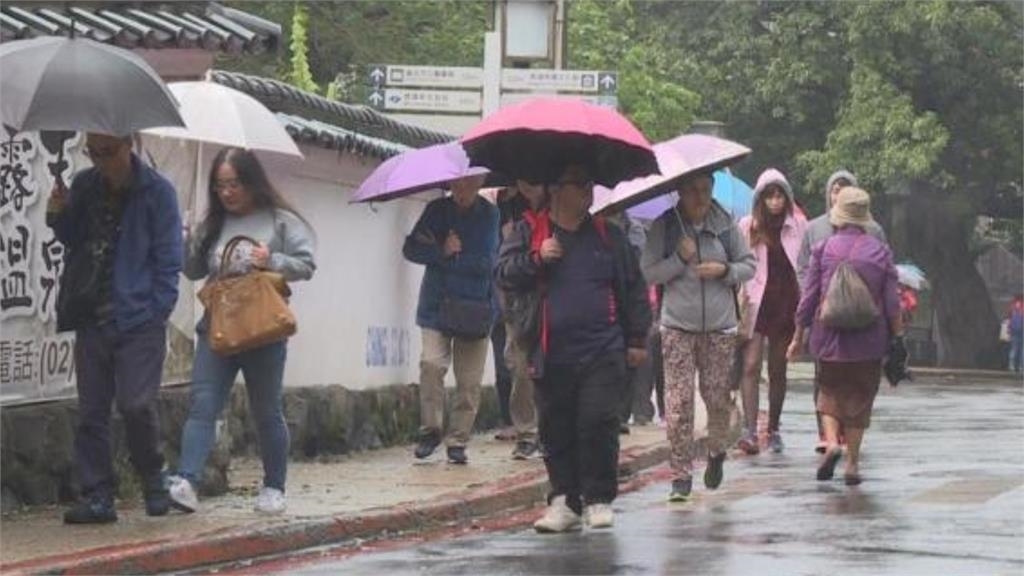 今年最強梅雨鋒面襲台「雨勢最猛時間曝」!專家示警「3角色共舞」恐釀災情