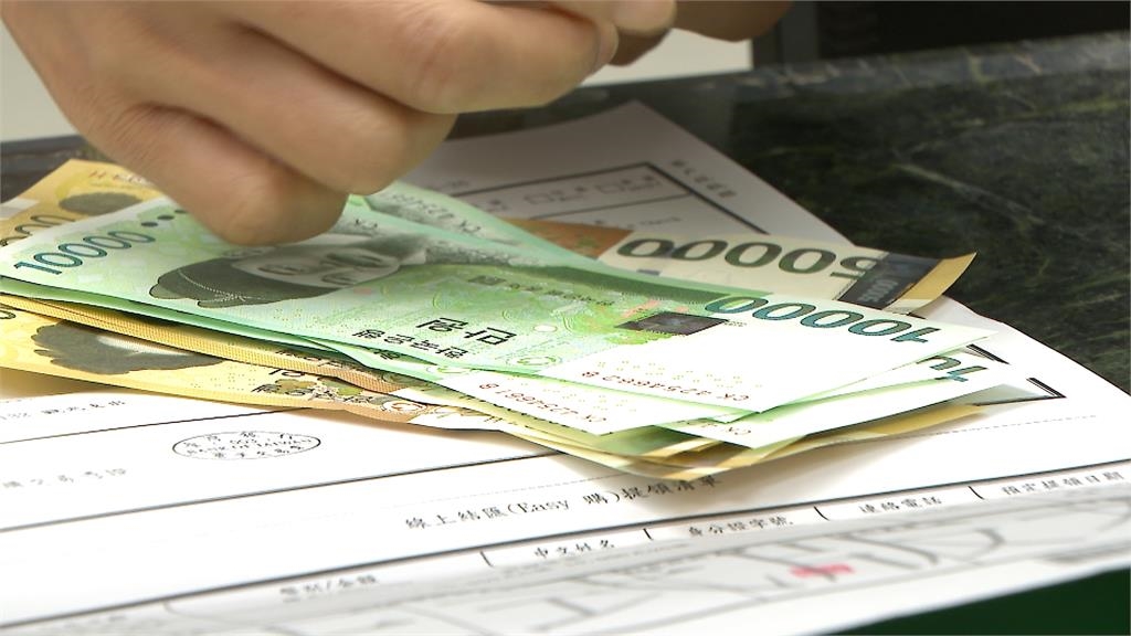 又狂升！新台幣成「最強亞幣」　網熱議：下一站是不是28了？