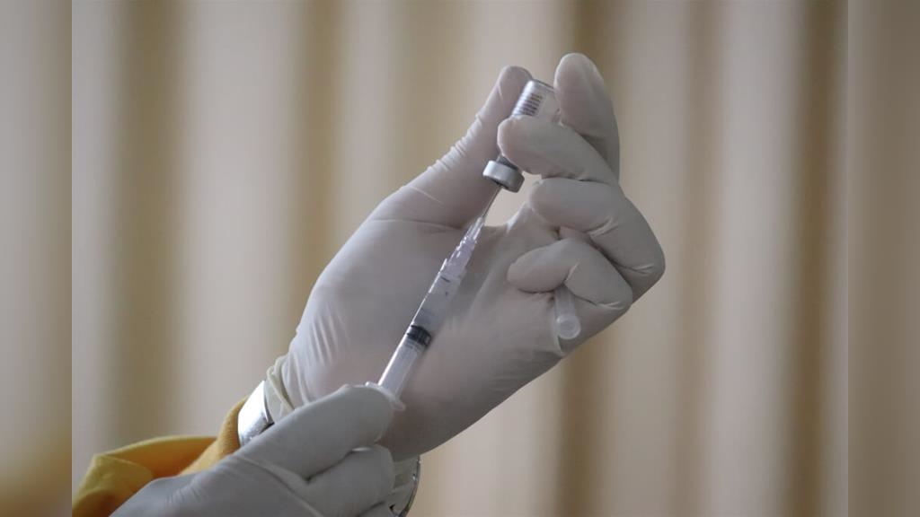 美擬限縮COVID-19疫苗建議接種對象　衛福部6月中討論