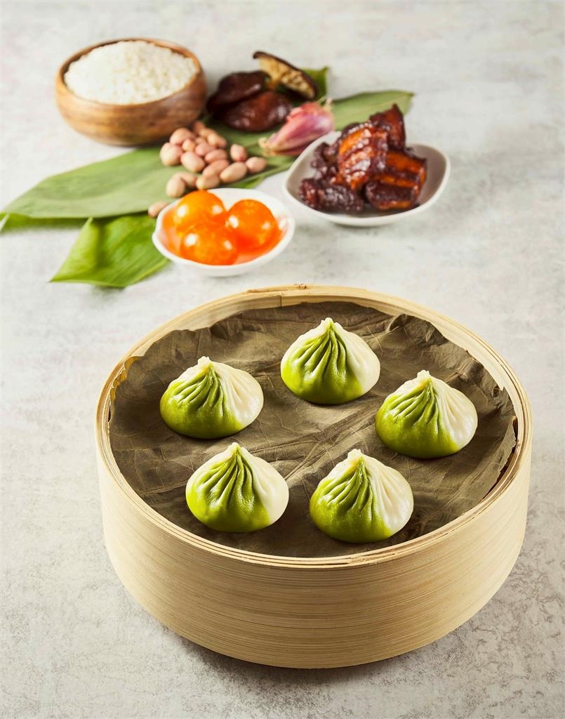 樂天皇朝推出端午限定〈台灣粽小籠包〉 點指定品項即加贈!