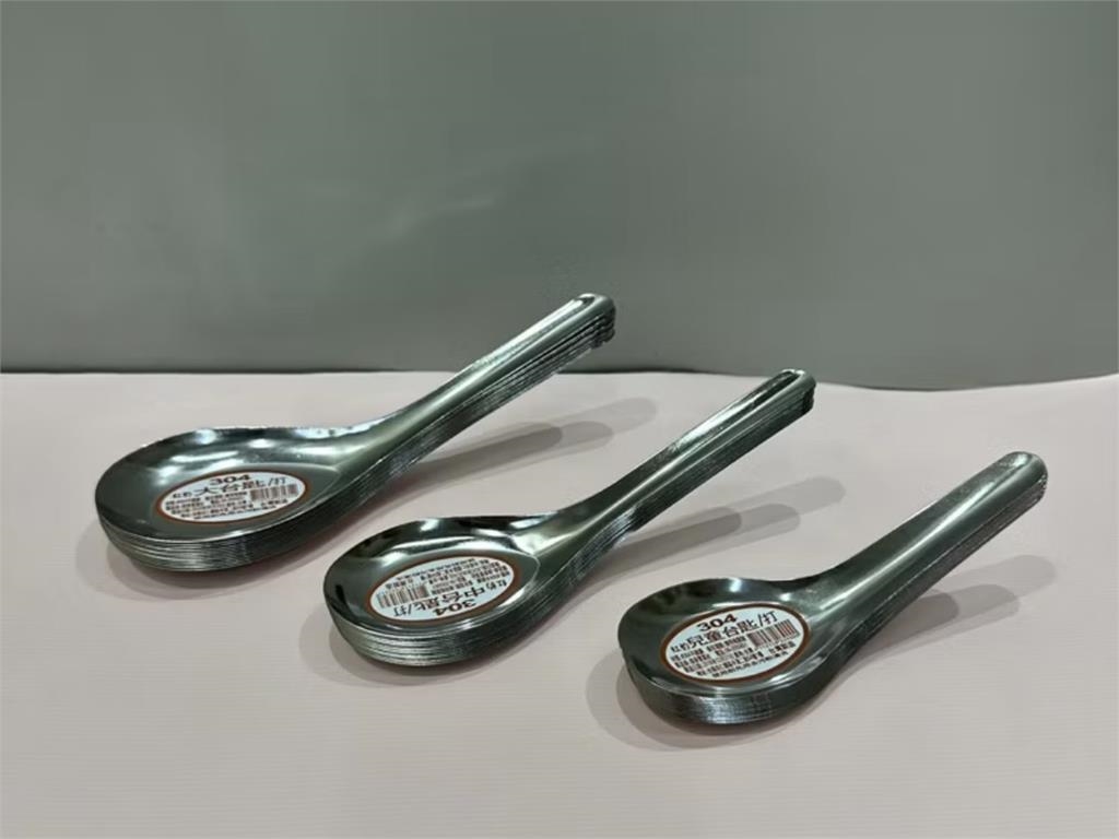 日本旅客瘋搶「台味湯匙」網看傻！內行大讚「超萬用」：用過回不去