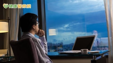 人生需要你先跨出一步！從迷惘到使命　教你如何走上成為自己的路