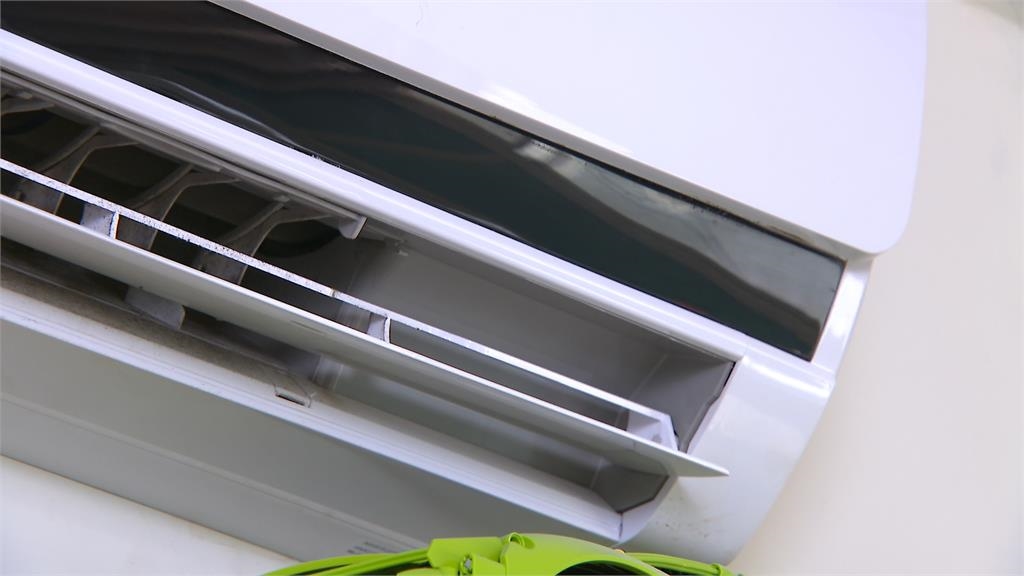 3C達人靠「智慧插座」 挖出工作室「吃電怪獸」省電費