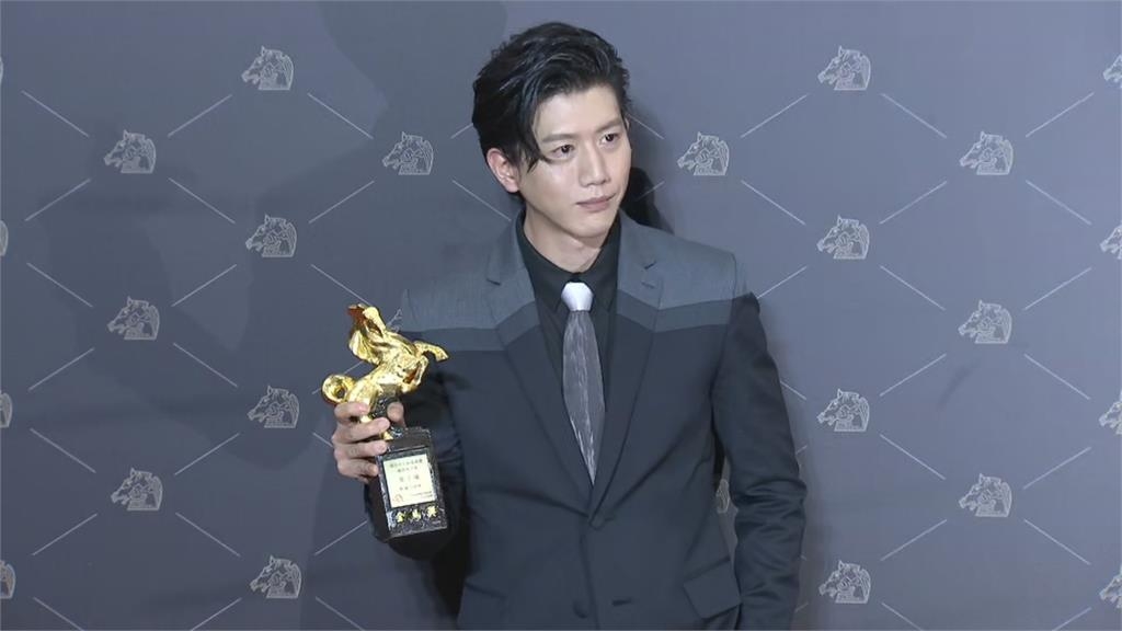 莫子儀無懼中國曬「坦克人照」悼念六四!網狂讚:沒多少藝人有你的勇氣