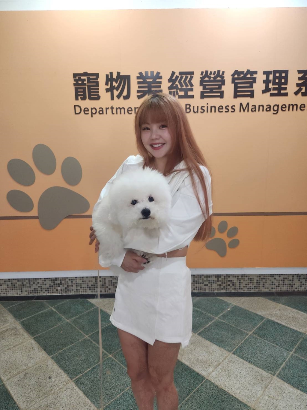 網紅比熊受邀到大學當講師！驚吐「家寧和Andy老師」鬧翻內幕