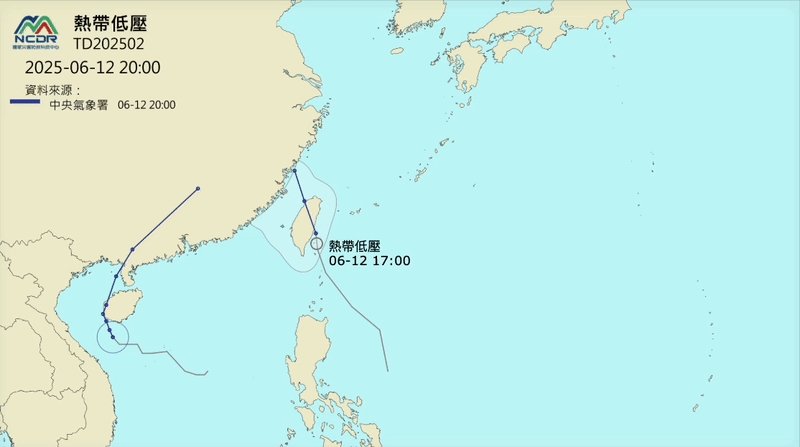 熱帶低壓TD02恐撞山穿台?中心似颱風眼「豪雨猛灌南台灣」下到紫爆
