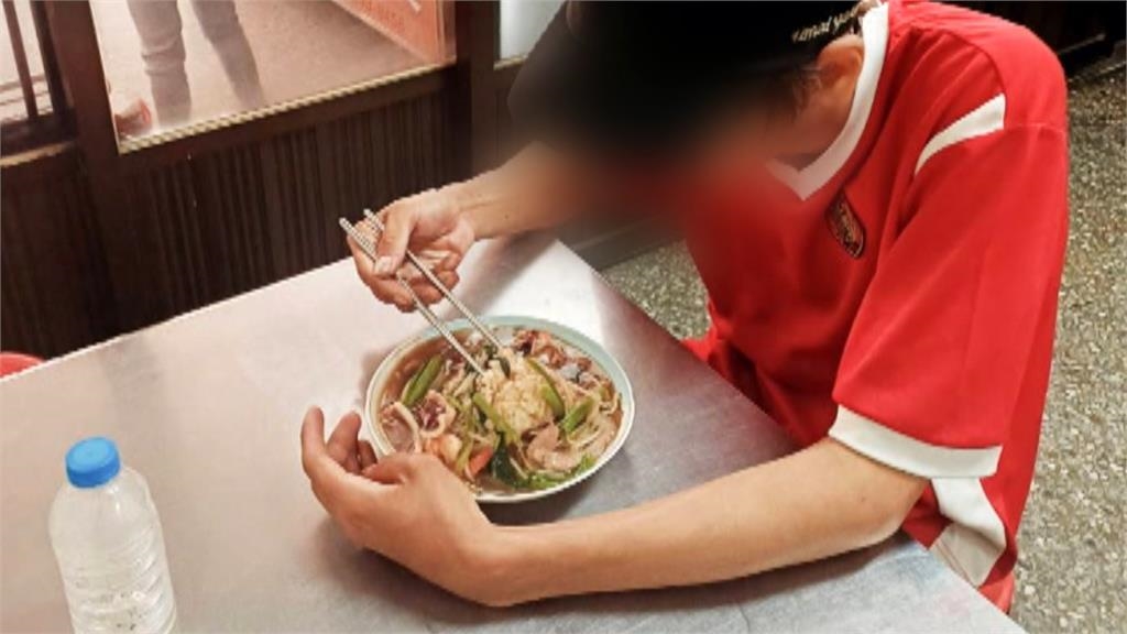 遭父親軟禁? 21歲幽靈青年"宛如10歲孩童" 父親涉妨礙自由罪