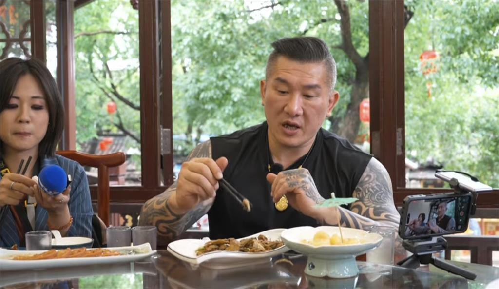 吳宗憲遭館長「問候93歲母親」!怒嗆「見一次打一次」:不打他不姓吳