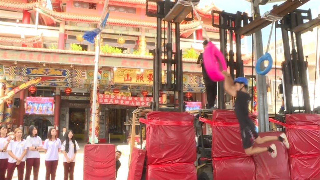 胡瓜領軍前往東照山關帝廟 逢關聖帝君誕辰將至聚信眾