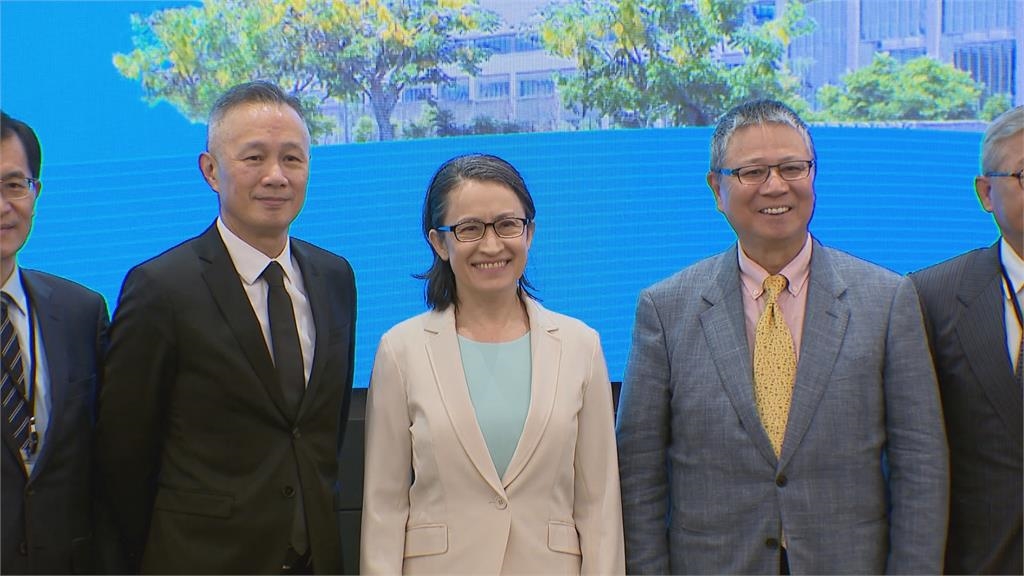 黃仁勳露臉1分半!緯創31億新總部開幕 一起打造AI工廠