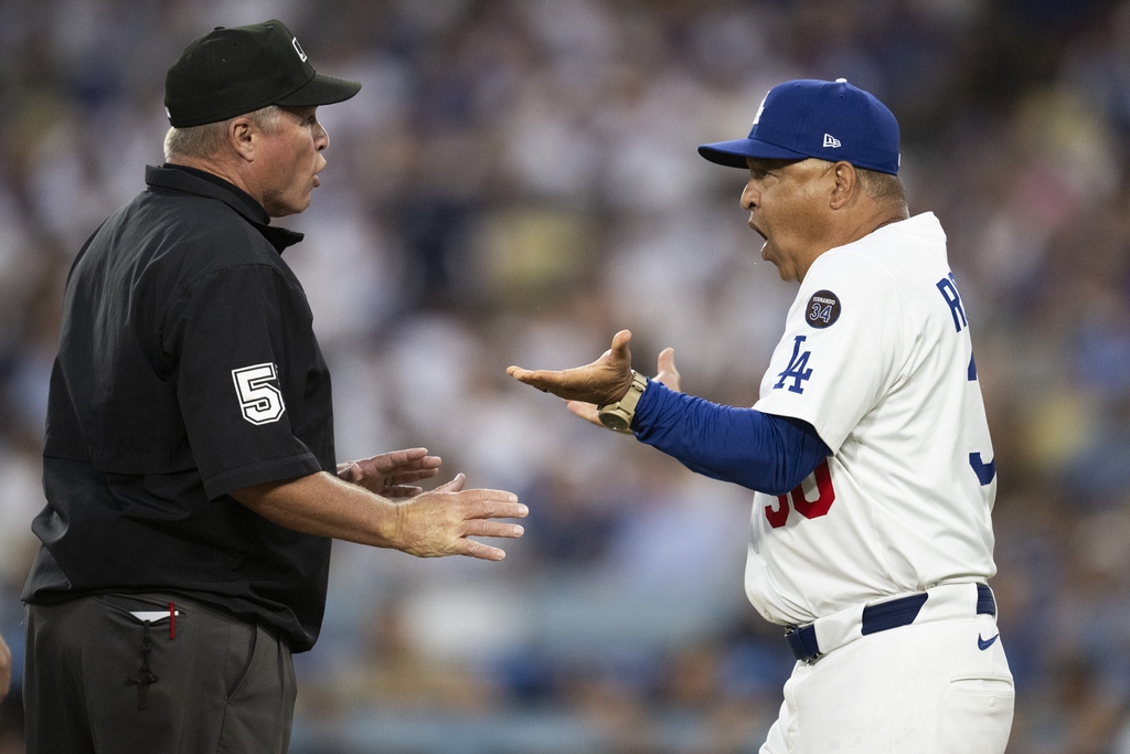 MLB(影)／道奇教士觸身球大亂鬥　連兩隊總教練都大打出手「下場慘了」