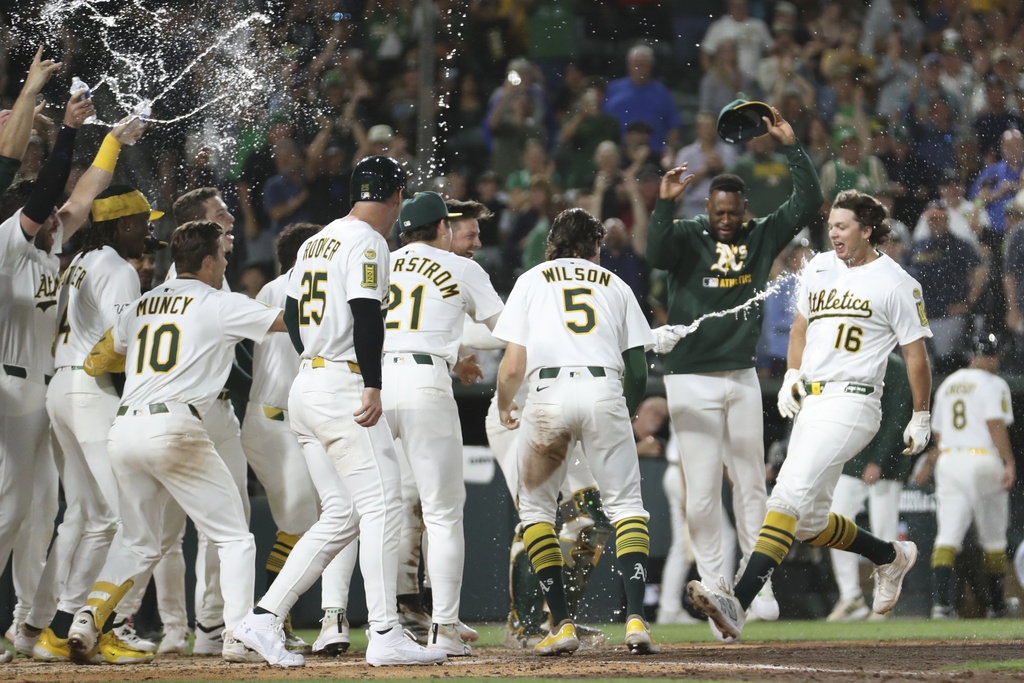 MLB(影）／運動家超狂菜鳥技驚全場!　4天內兩度轟出再見全壘打