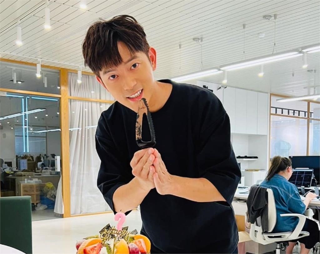 宥勝性騷爆婚變⋯慈惠首曝「全家現況」!「被問孩子的爸」親上火線發聲