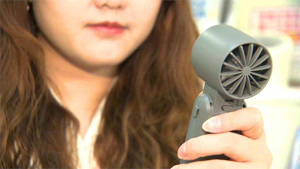 消暑新風潮!新涼感風扇夯 賣場.電商設專區祭優惠