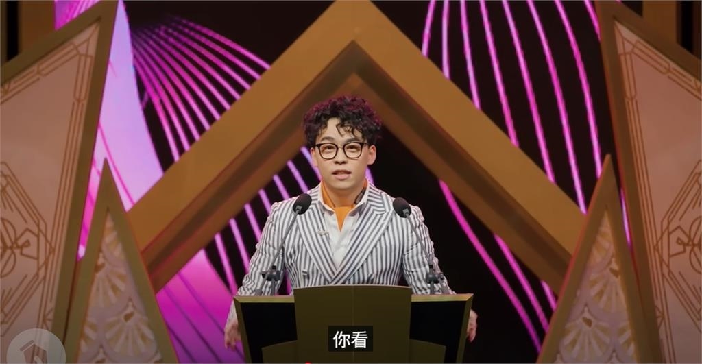 賀瓏昔脫稿開嗆「開除我阿」畫面被挖出!3年後預言成真遭全網開酸