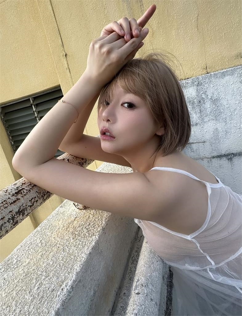 槓上一劍浣春秋!