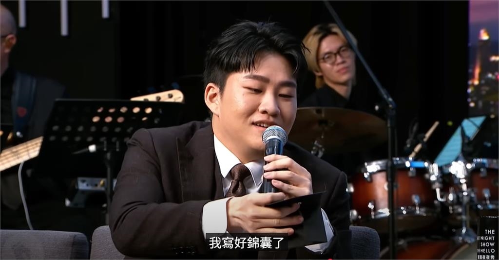 賀瓏遭薩泰爾切割!網挖Joeman半年前送「炎上錦囊」:穿越時光拯救你