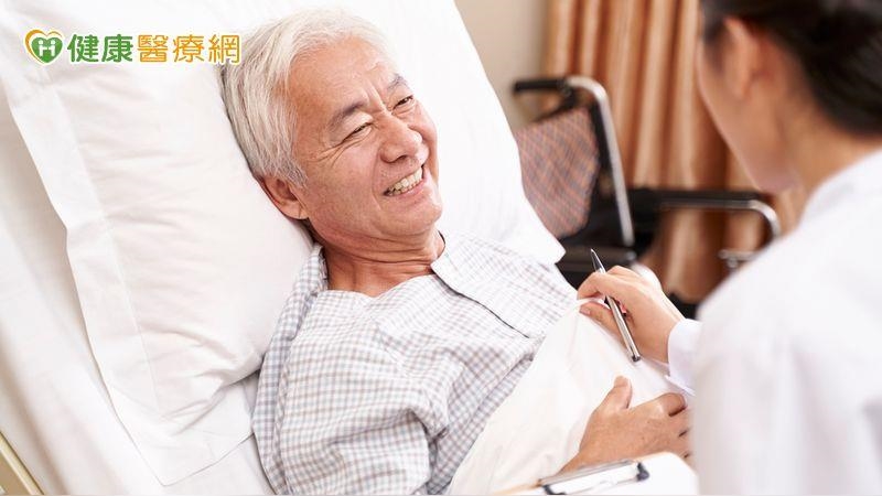 微創主動脈分支支架手術　不開胸也能治療主動脈弓血管瘤　